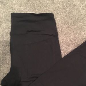 GAPfit Capri pants